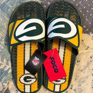 NWT FOCO Green Bay Packers Comfort Slides